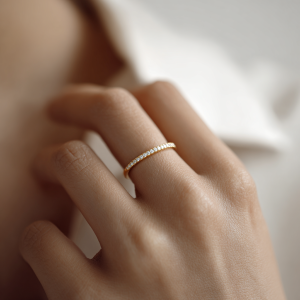 20251007_1713_Silver Bracelet Elegance_remix_01k6zknjakefav6567bhg7vsn4 1-2.png