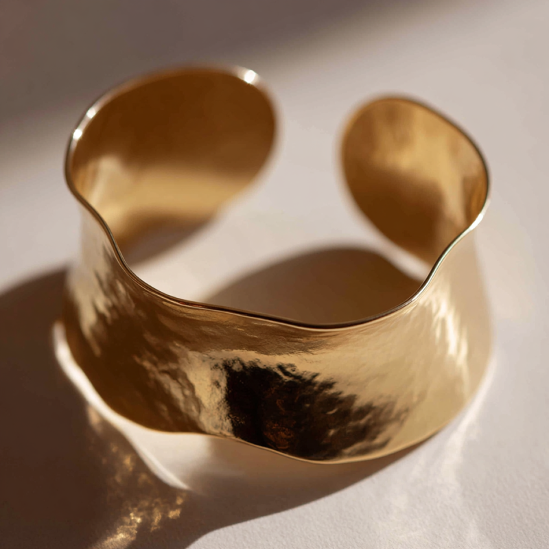 20251007_1713_Silver Bracelet Elegance_remix_01k6zknjakefav6567bhg7vsn4 4.png