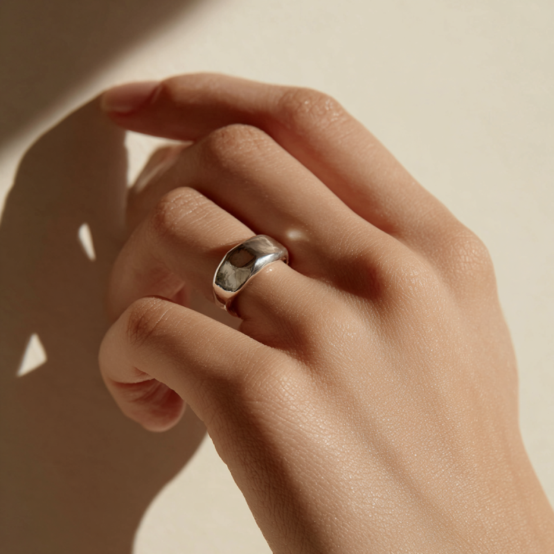 20251007_1713_Silver Bracelet Elegance_remix_01k6zknjakefav6567bhg7vsn4 1-1.png